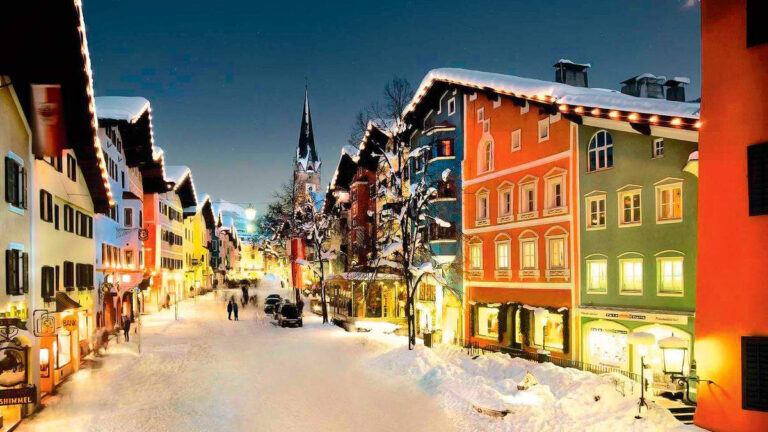 Kitzbhels-malerische-Innenstadt_1547646888527773
