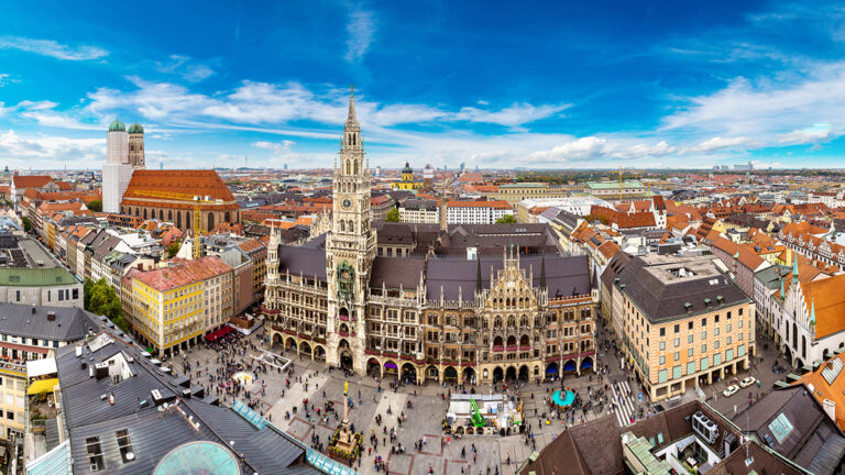 münchen_marienplatz_frauenkirche